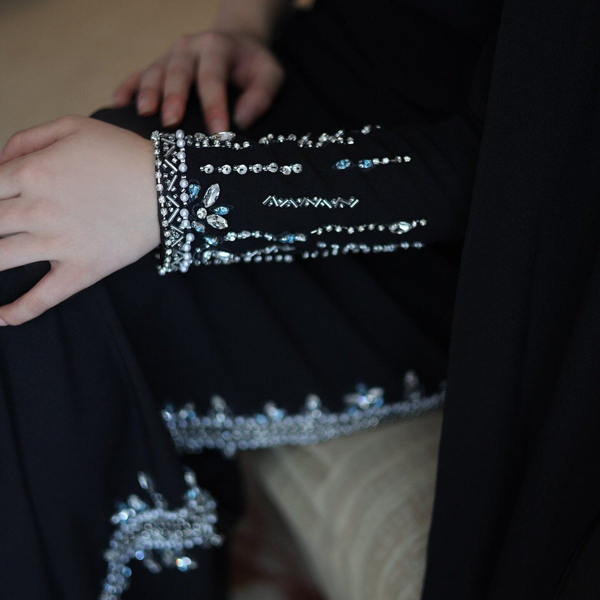 Arabic Black One Shoulder Mermaid Luxury Evening Dress with Cape Sleeve Elegant Dubai Women Wedding Party Gown SS389