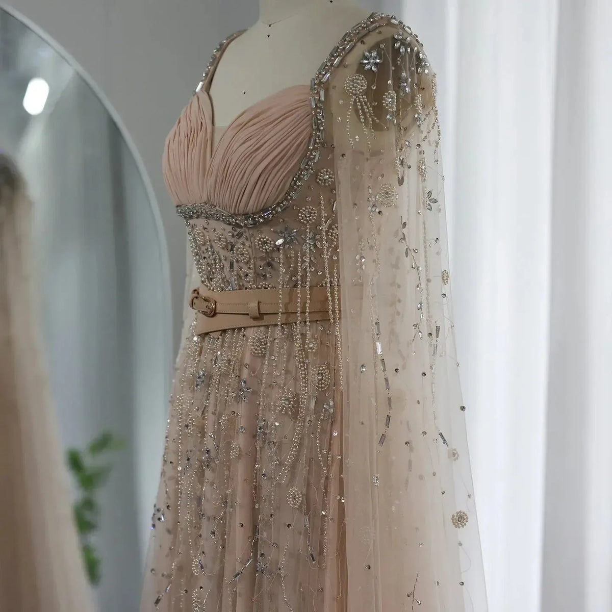 Arabic Champagne Dubai Evening Dresses Luxury Celebrity Beaded Tassel High Slit Women Wedding Party Dress SS376