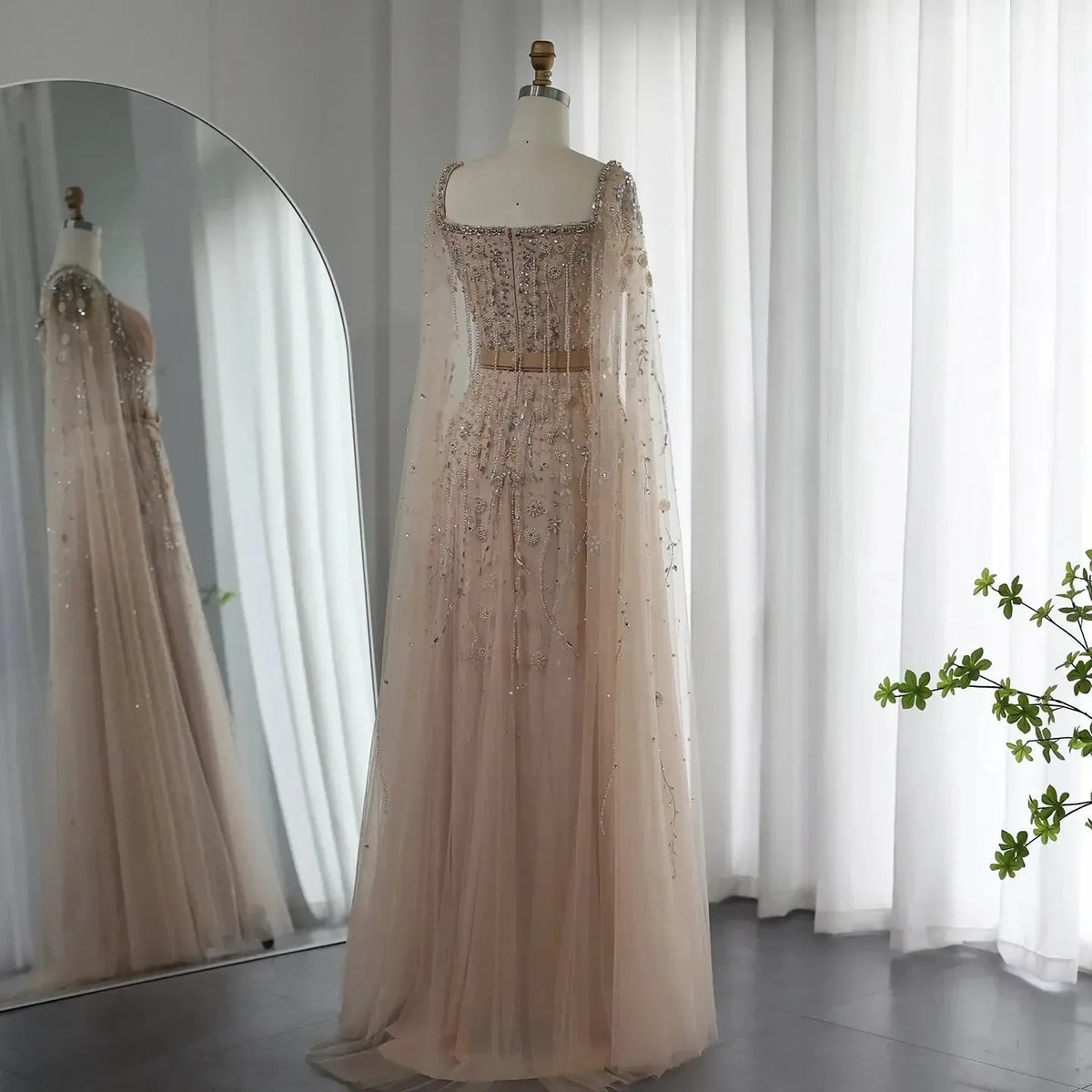 Arabic Champagne Dubai Evening Dresses Luxury Celebrity Beaded Tassel High Slit Women Wedding Party Dress SS376