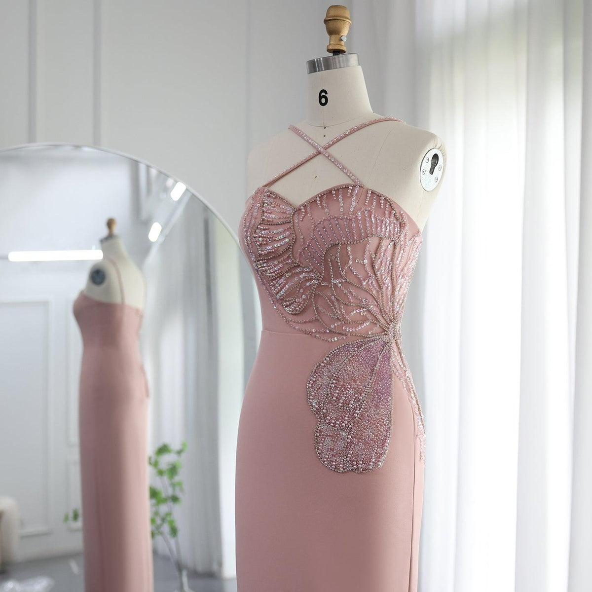 Arabic Crisscross Straps Pink Evening Dress 2023 Luxury Butterfly Beaded Slit Dubai Women Wedding Party Gowns SS476