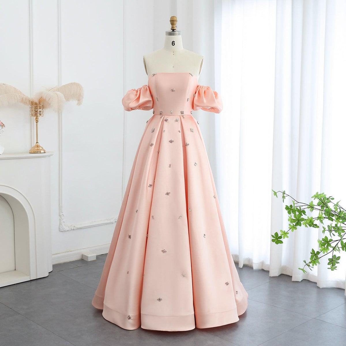 Arabic Women Blush Pink Satin Dubai Evening Dresses with Cap Sleeves Crystal Wedding Party Gowns SS442