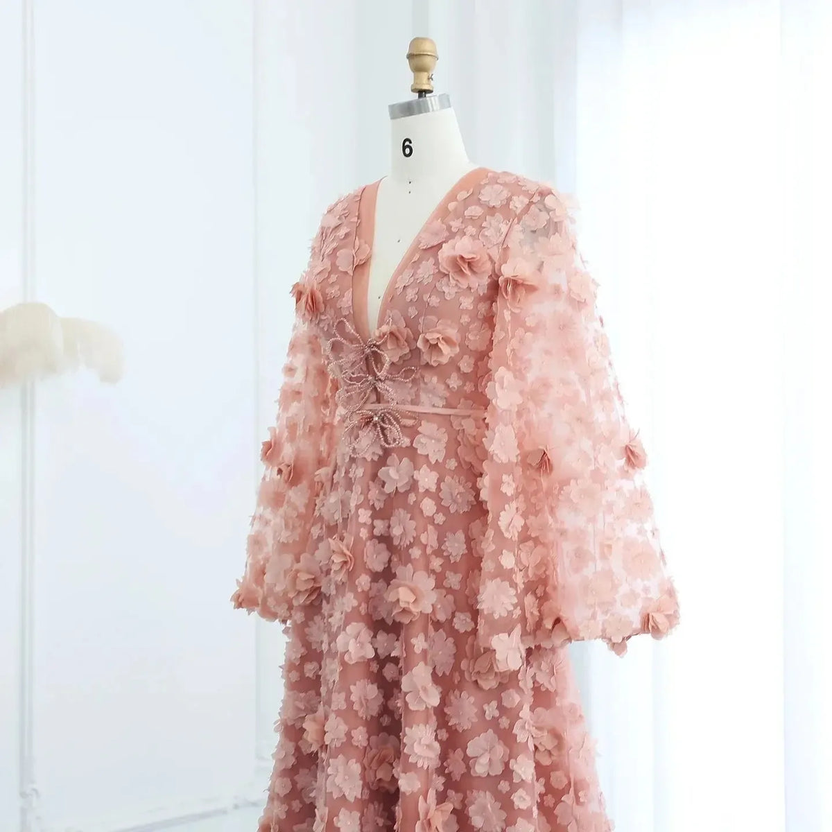 Blush Peach-Pink 3D Flowers Evening Dresses with Bell Long Sleeves V-Neck Arabic Wedding Party Birthday Gowns SS295