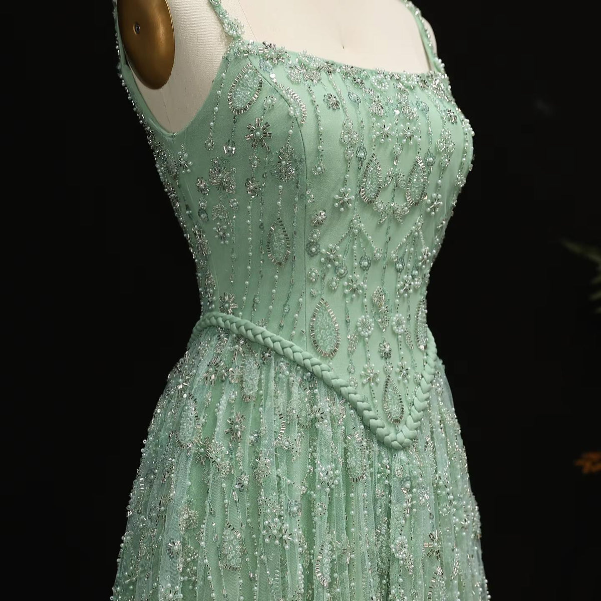 Elegant Sage Green Luxury Evening Dress with Spaghetti Straps SS123