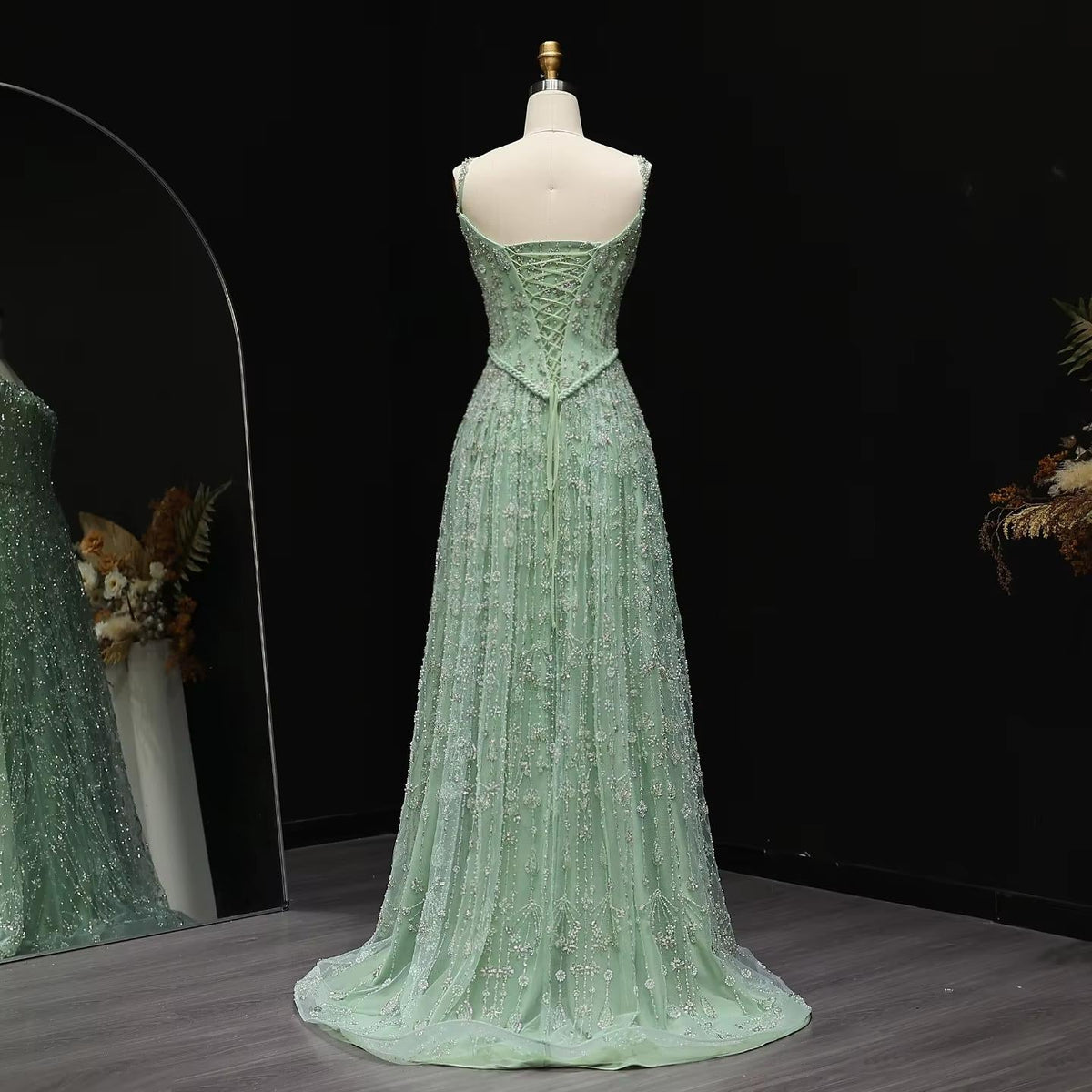 Elegant Sage Green Luxury Evening Dress with Spaghetti Straps SS123