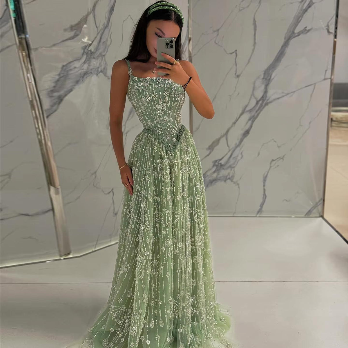 Elegant Sage Green Luxury Evening Dress with Spaghetti Straps SS123