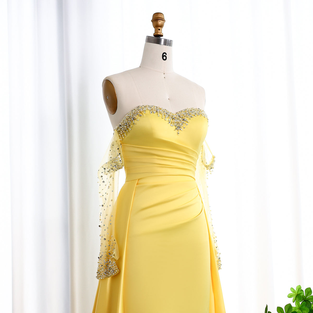 Elegant Sweetheart Yellow Satin Evening Dress SS586