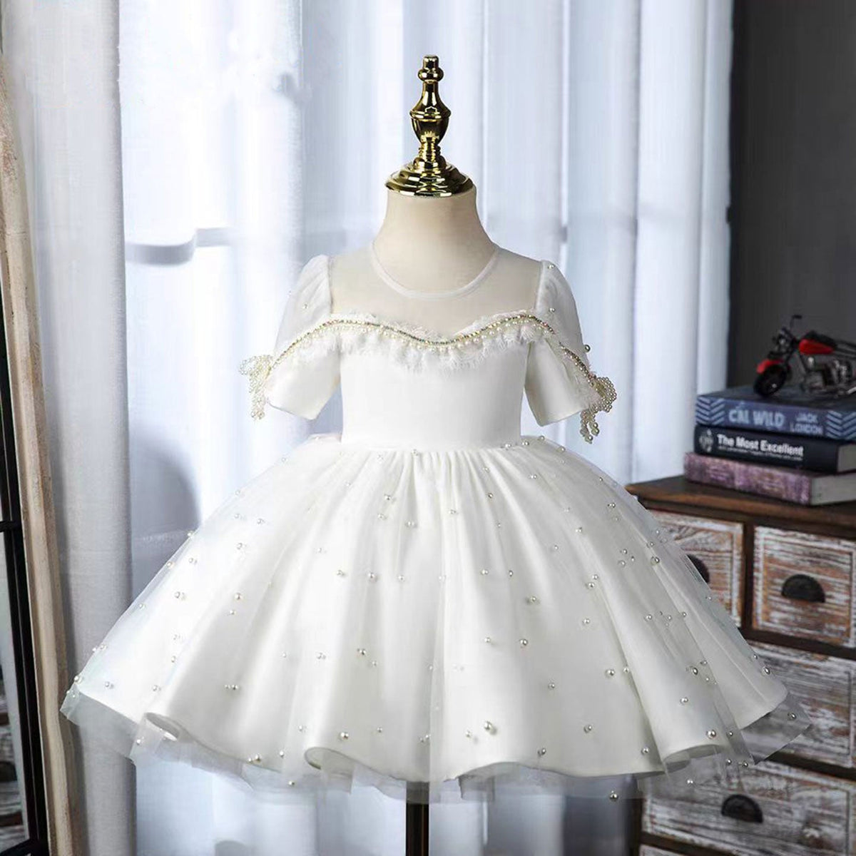 Jill Elegant White Beaded Birthday Girl Dress with Pearls J340