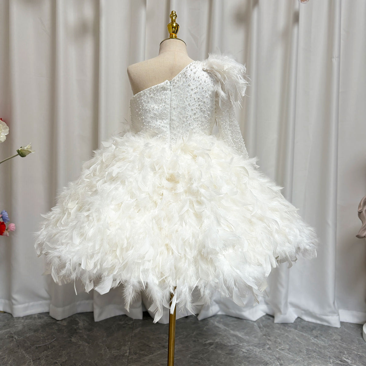 Jill Luxury Arabic White Girl Dress Feathers for Kids Princess J394