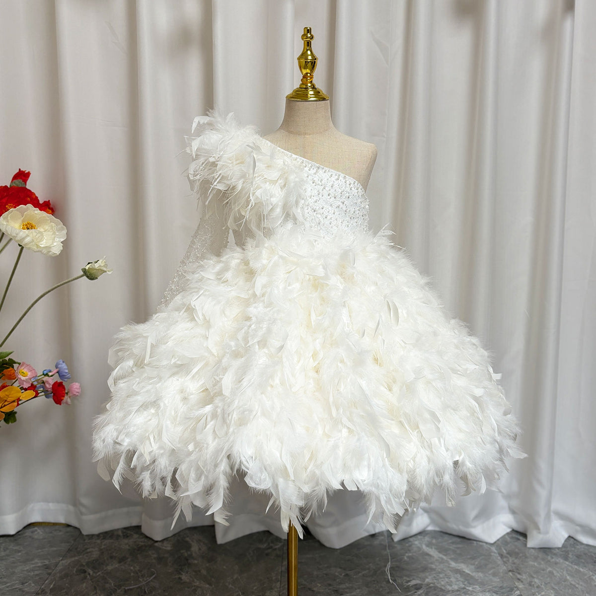 Jill Luxury Arabic White Girl Dress Feathers for Kids Princess J394