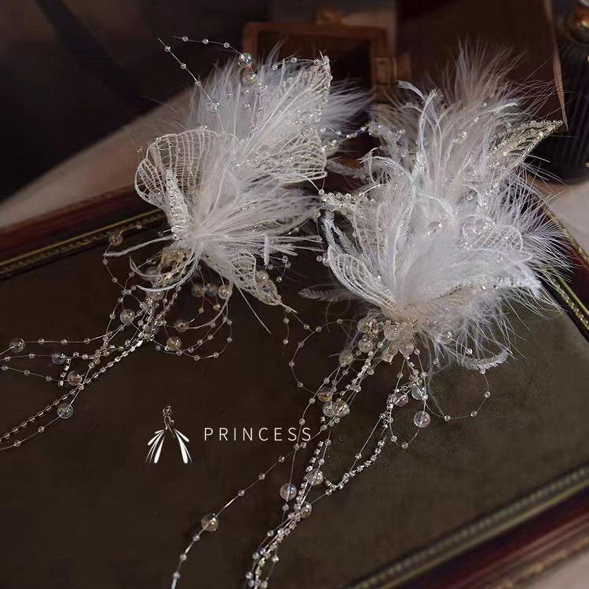 Jill Wish Headgear Princess Hairpin Feather Clip W001