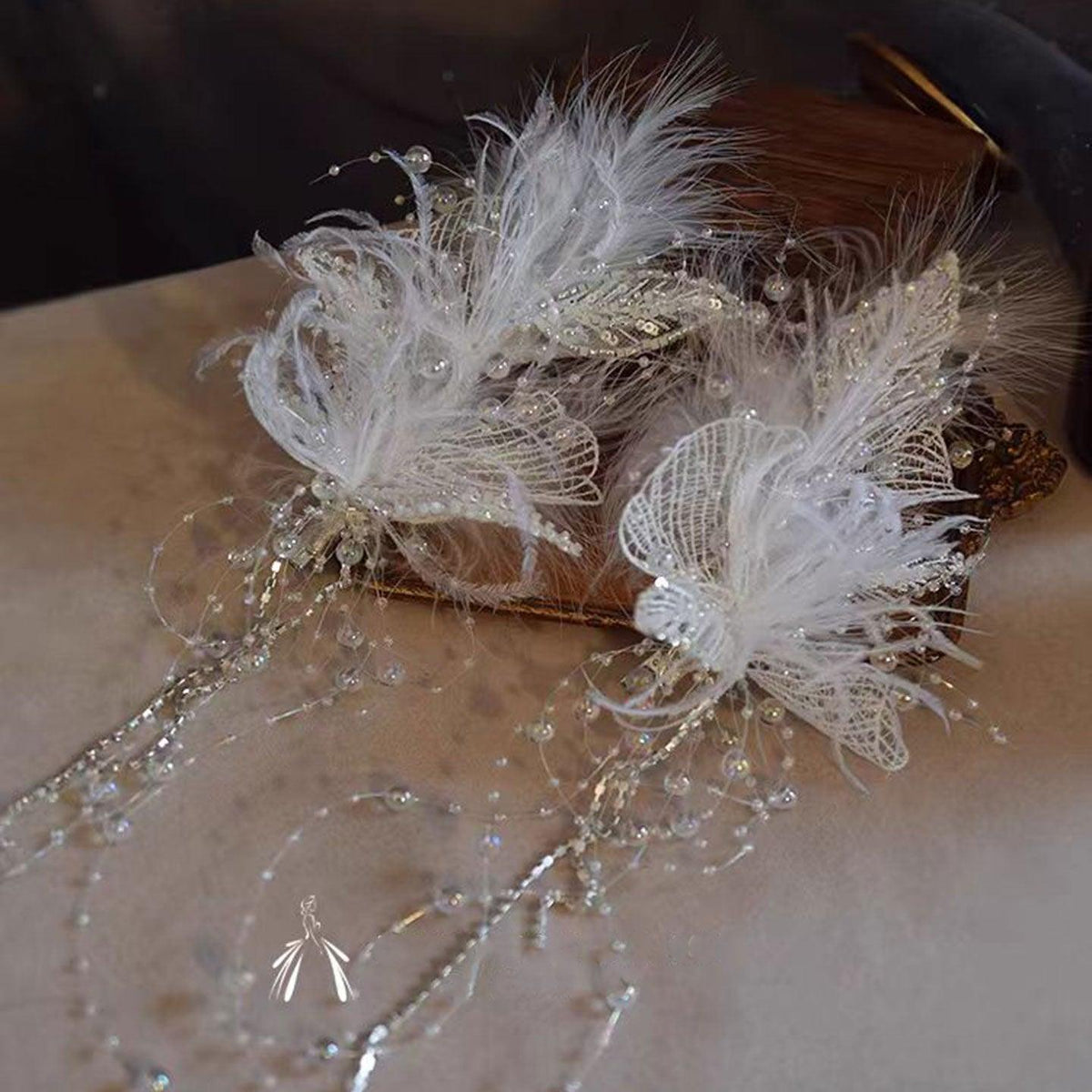 Jill Wish Headgear Princess Hairpin Feather Clip W001