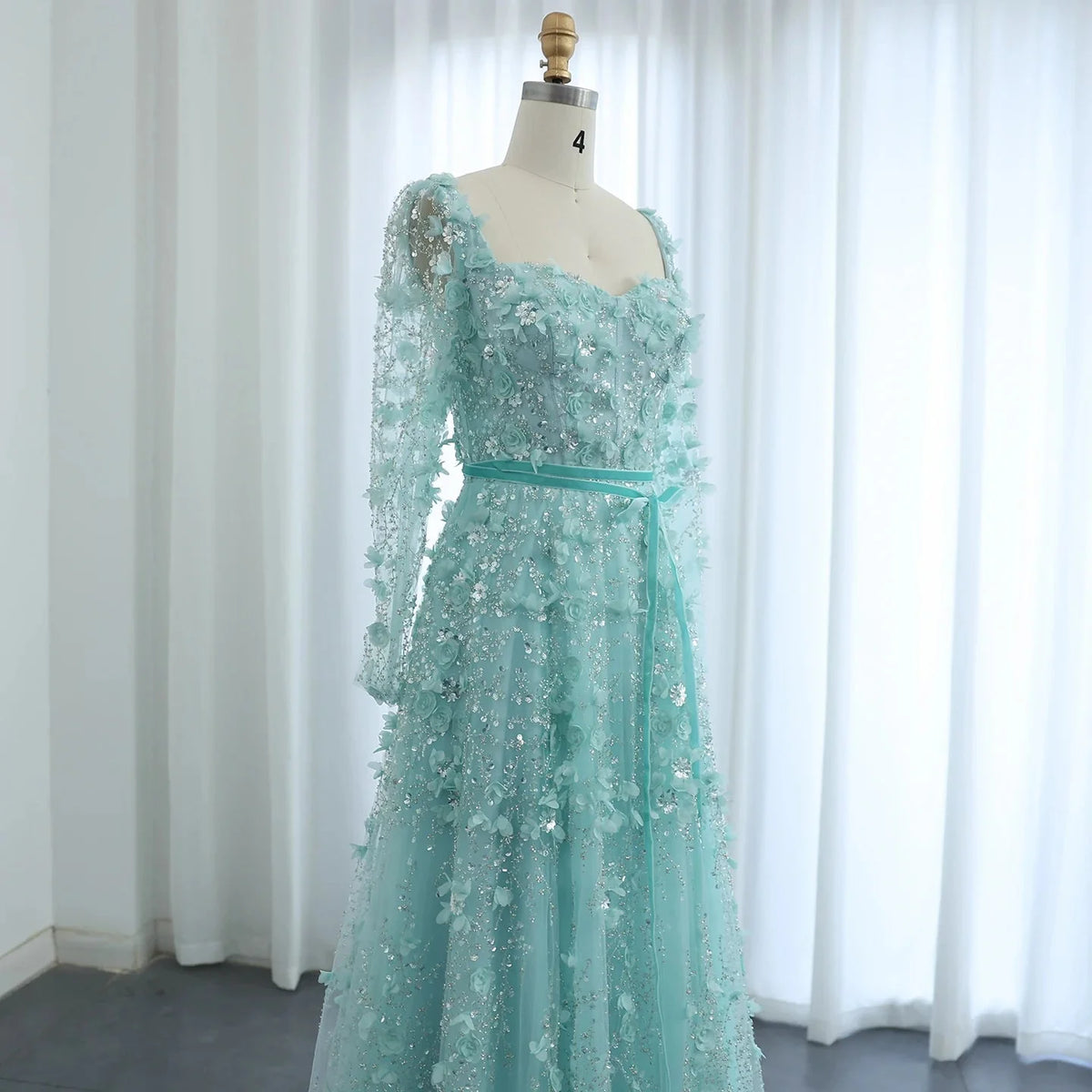 Luxury 3D Flower Gray Long Sleeves Evening Dresses SS353
