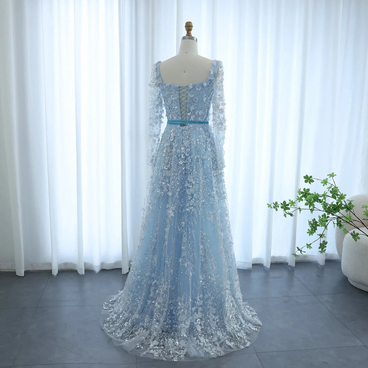 Luxury 3D Flower Gray Long Sleeves Evening Dresses SS353