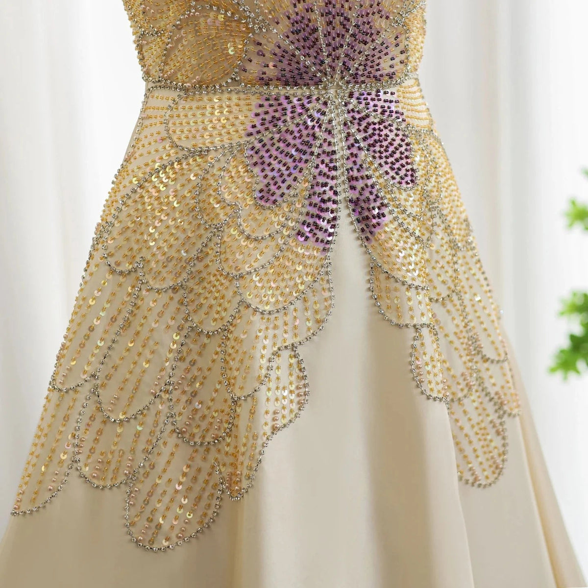 Luxury Beaded Butterfly Beige Evening Dresses for Women Wedding 2024 Elegant Sweetheart Satin Prom Party Gowns SS467