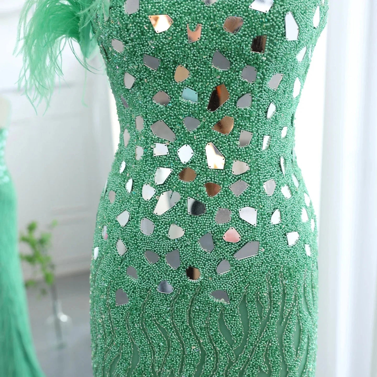 Luxury Beaded Feather Mermaid Silver Nude Evening Dress for Women Wedding Party Elegant Dubai Formal Prom Gown SS165