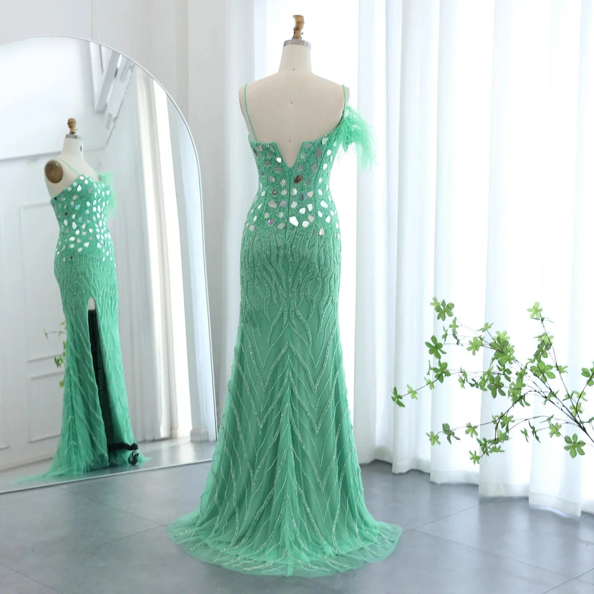 Luxury Beaded Feather Mermaid Silver Nude Evening Dress for Women Wedding Party Elegant Dubai Formal Prom Gown SS165