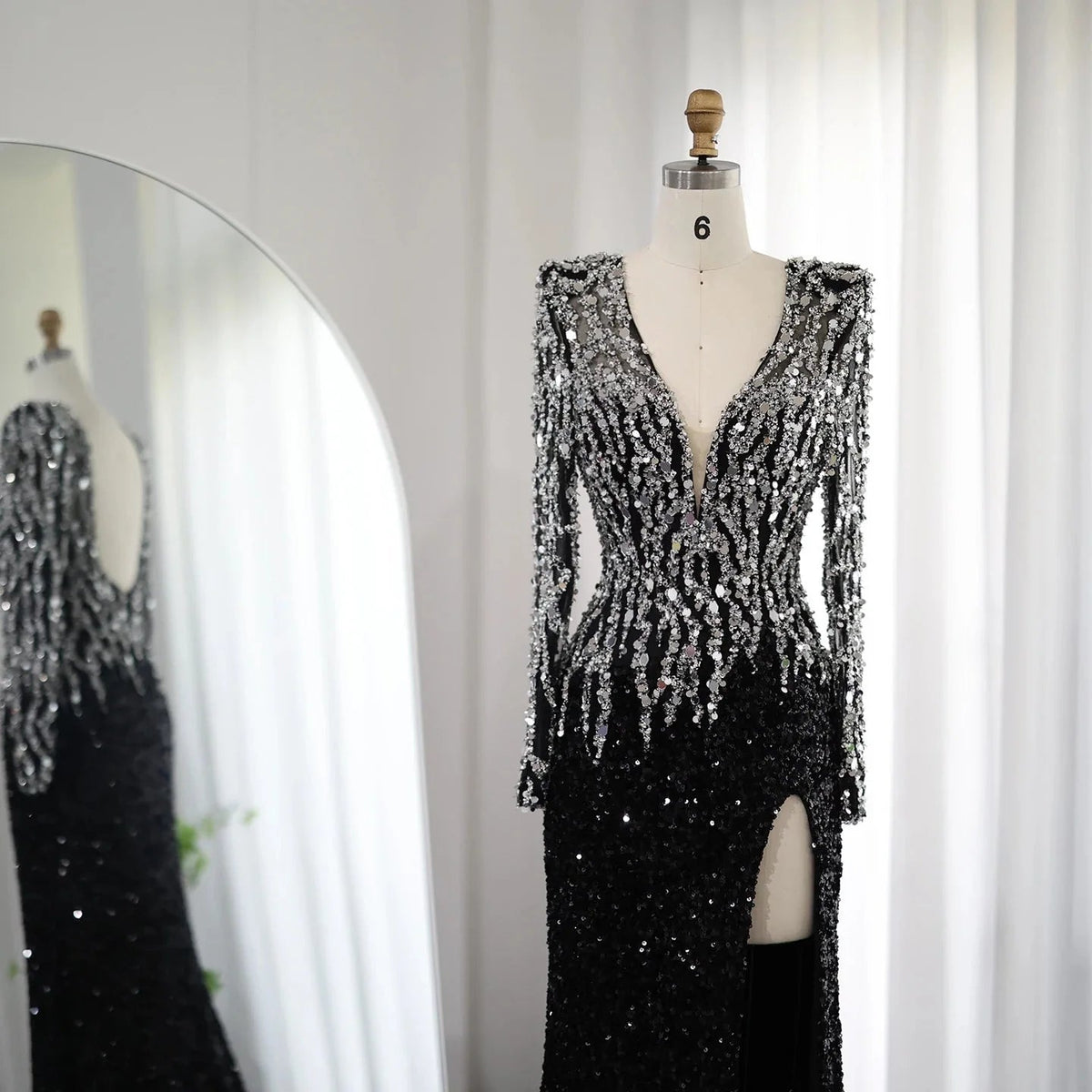 Luxury Black Mermaid Dubai Evening Dresses Elegant V-Neck Long Sleeves Arabic Women Formal Party Gowns SS250