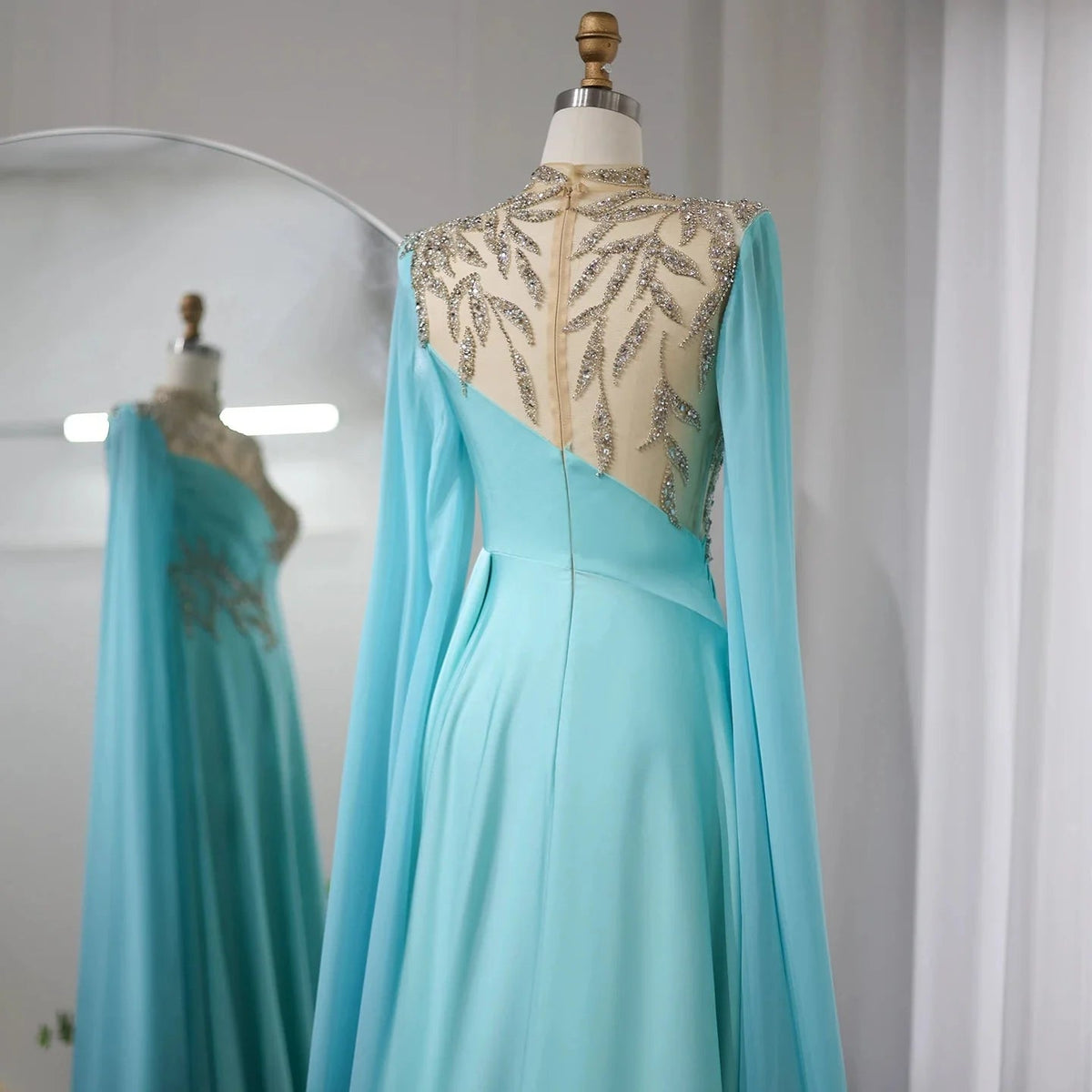 Luxury Crystal Turquoise Blue Evening Dress with Cap Sleeves 2024 High Neck Arabic Women Wedding Party Dress SS207