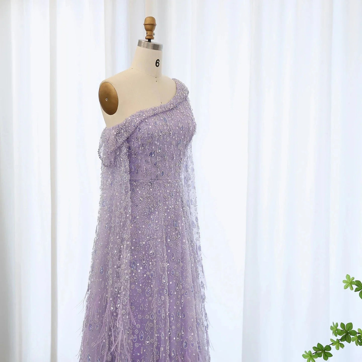 Luxury Dubai Feather One Shoulder Evening Dresses with Cape Sleeves Rose Gold Lilac Women Wedding Party Gowns SS438