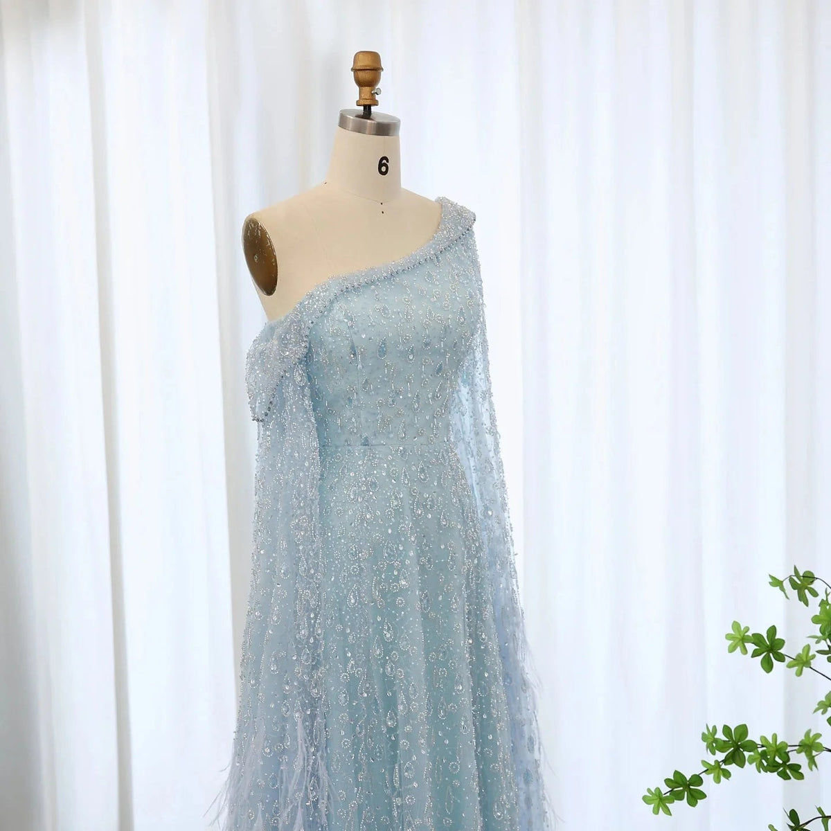 Luxury Dubai Feather One Shoulder Evening Dresses with Cape Sleeves Rose Gold Lilac Women Wedding Party Gowns SS438