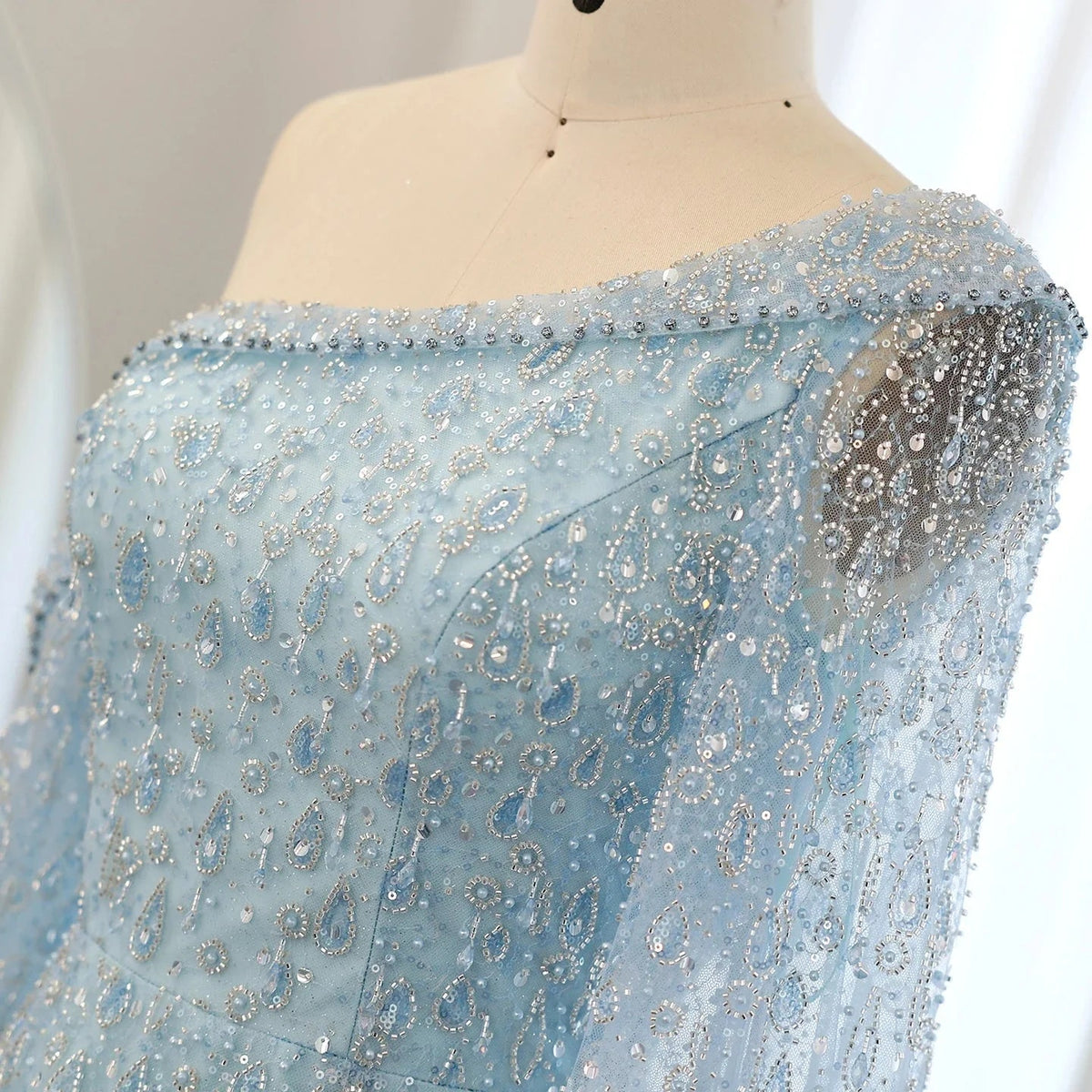 Luxury Dubai Feather One Shoulder Evening Dresses with Cape Sleeves Rose Gold Lilac Women Wedding Party Gowns SS438