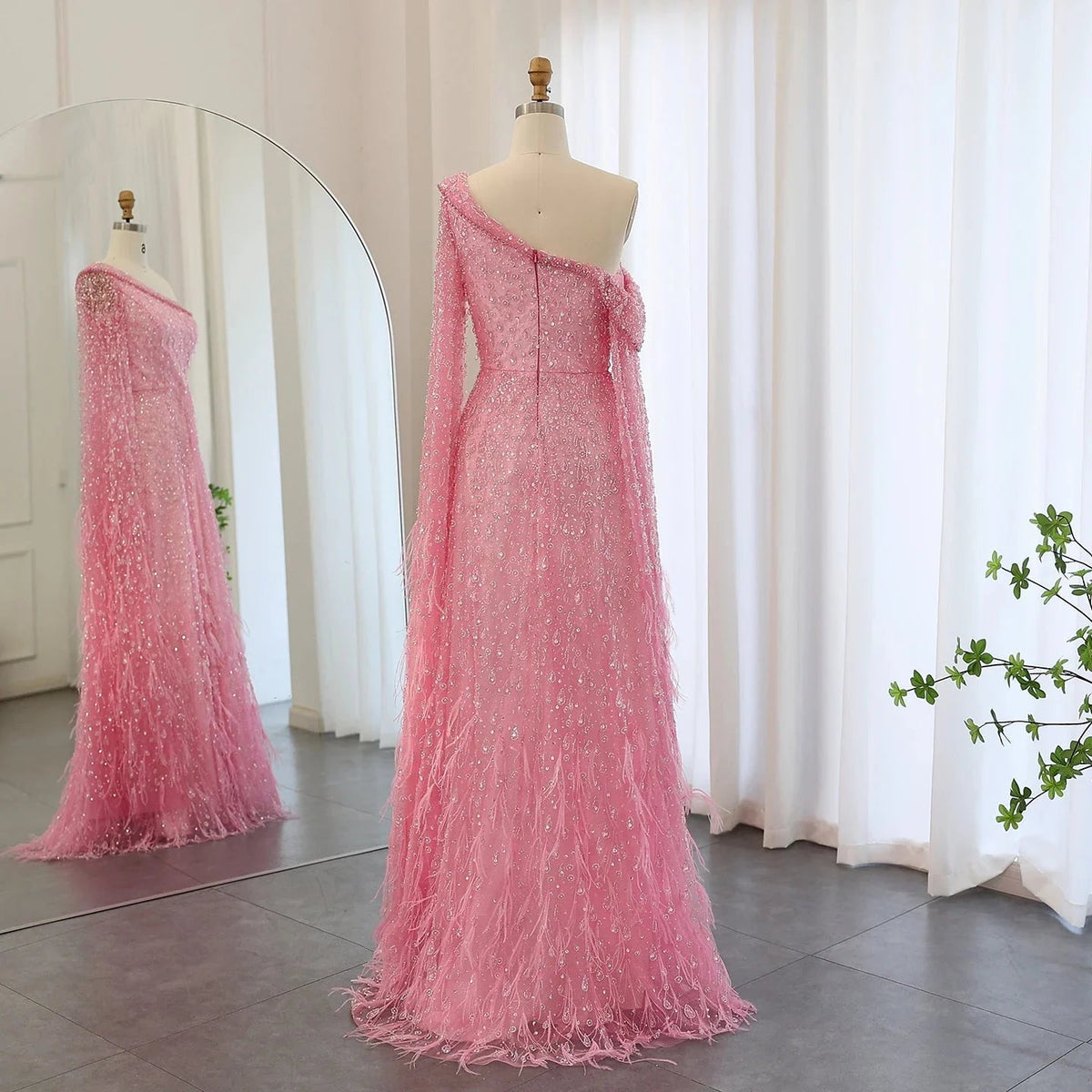 Luxury Dubai Feather One Shoulder Evening Dresses with Cape Sleeves Rose Gold Lilac Women Wedding Party Gowns SS438