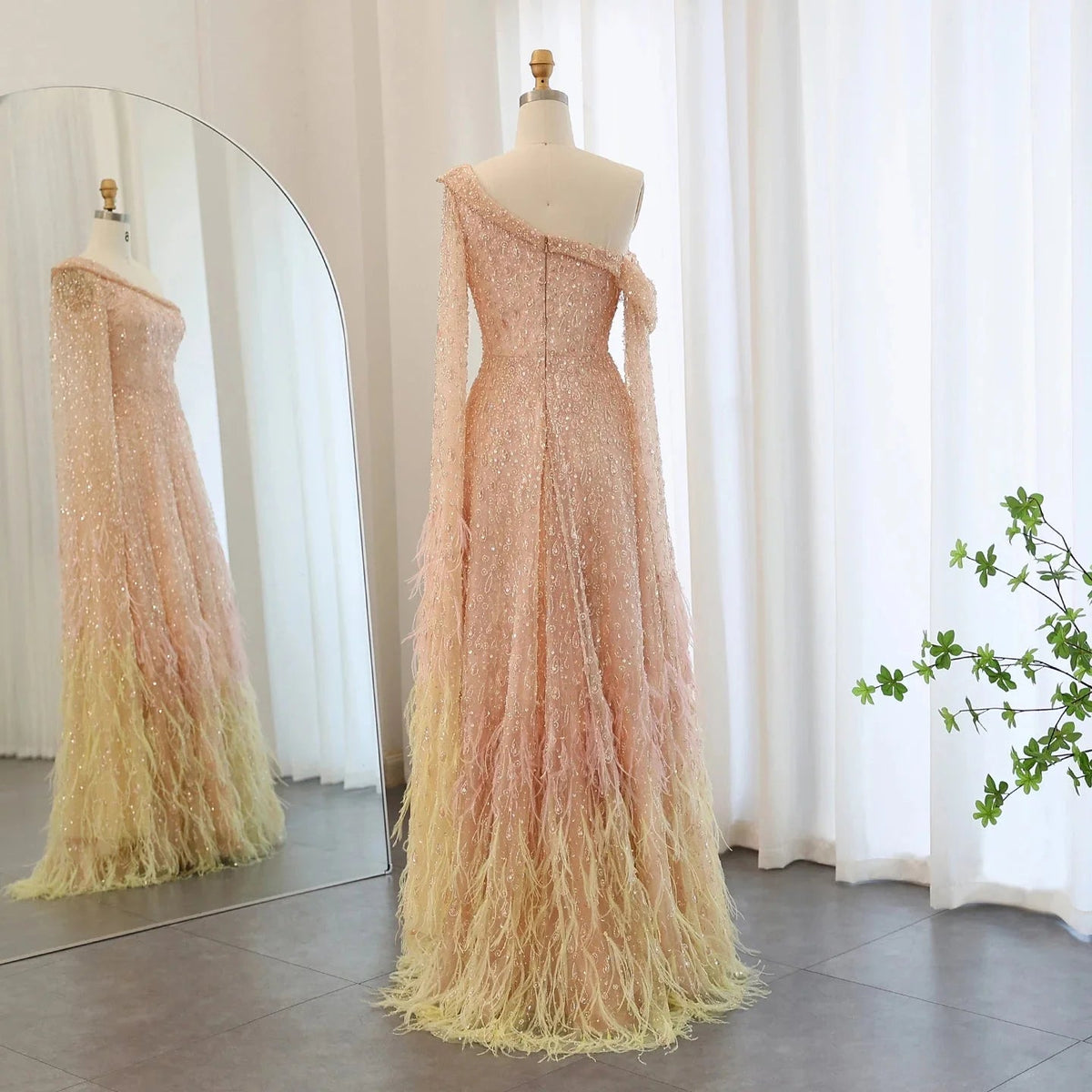 Luxury Dubai Feather One Shoulder Evening Dresses with Cape Sleeves Rose Gold Lilac Women Wedding Party Gowns SS438