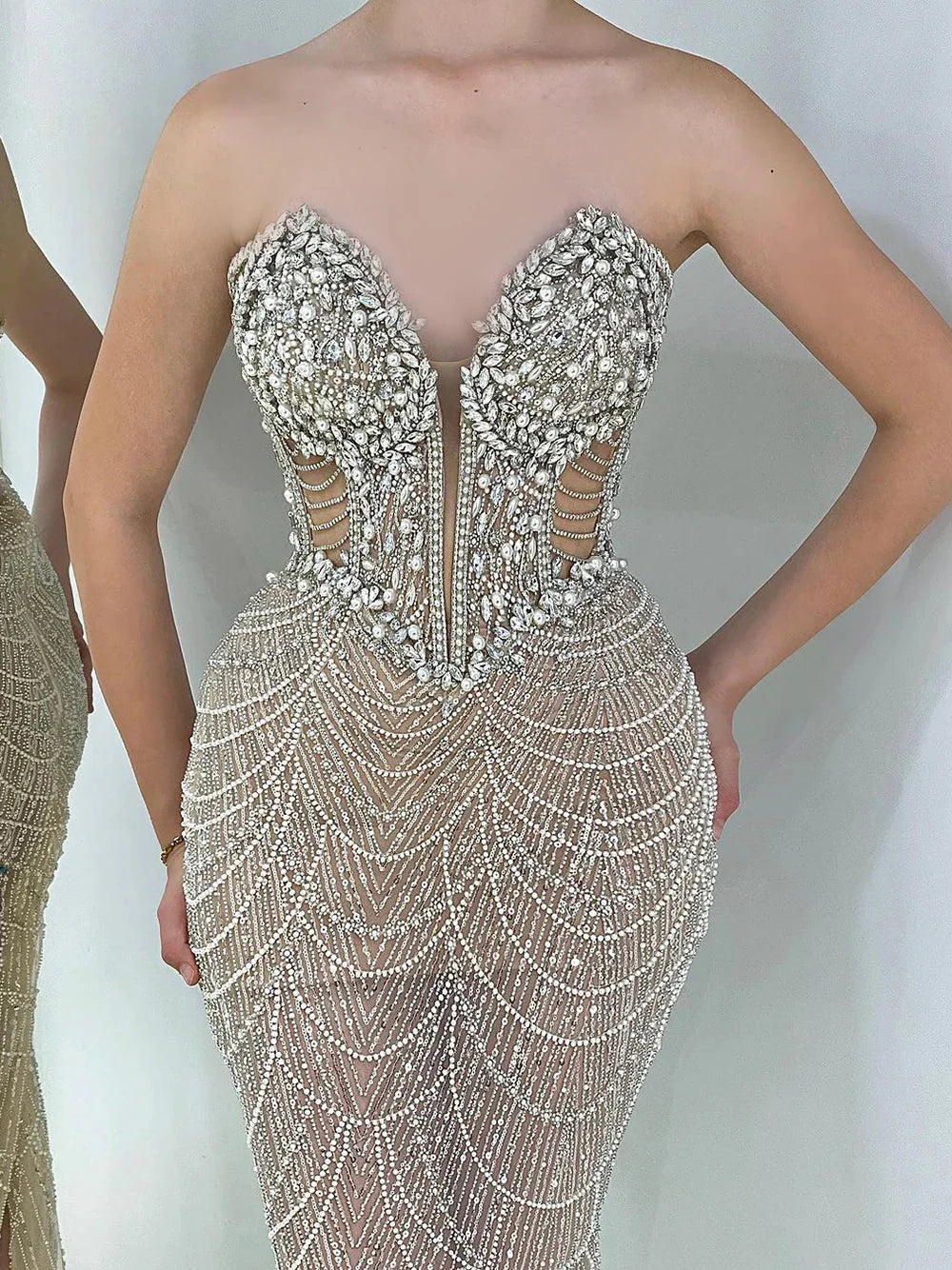 Luxury Dubai Mermaid Crystal Nude Evening Dresses Elegant Sweetheart Beaded Arabic Women Wedding Party Gowns SS223