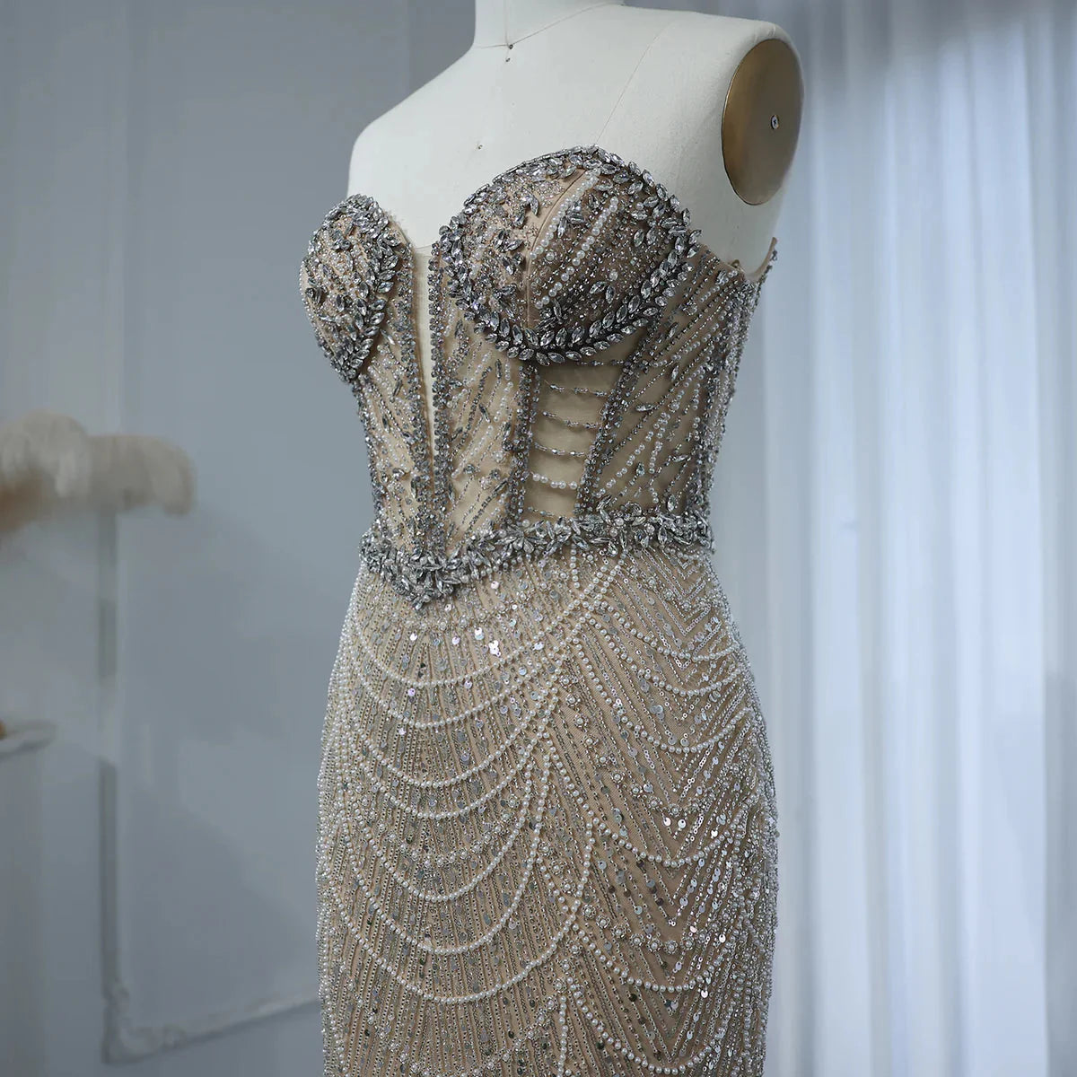 Luxury Dubai Mermaid Crystal Nude Evening Dresses Elegant Sweetheart Beaded Arabic Women Wedding Party Gowns SS223