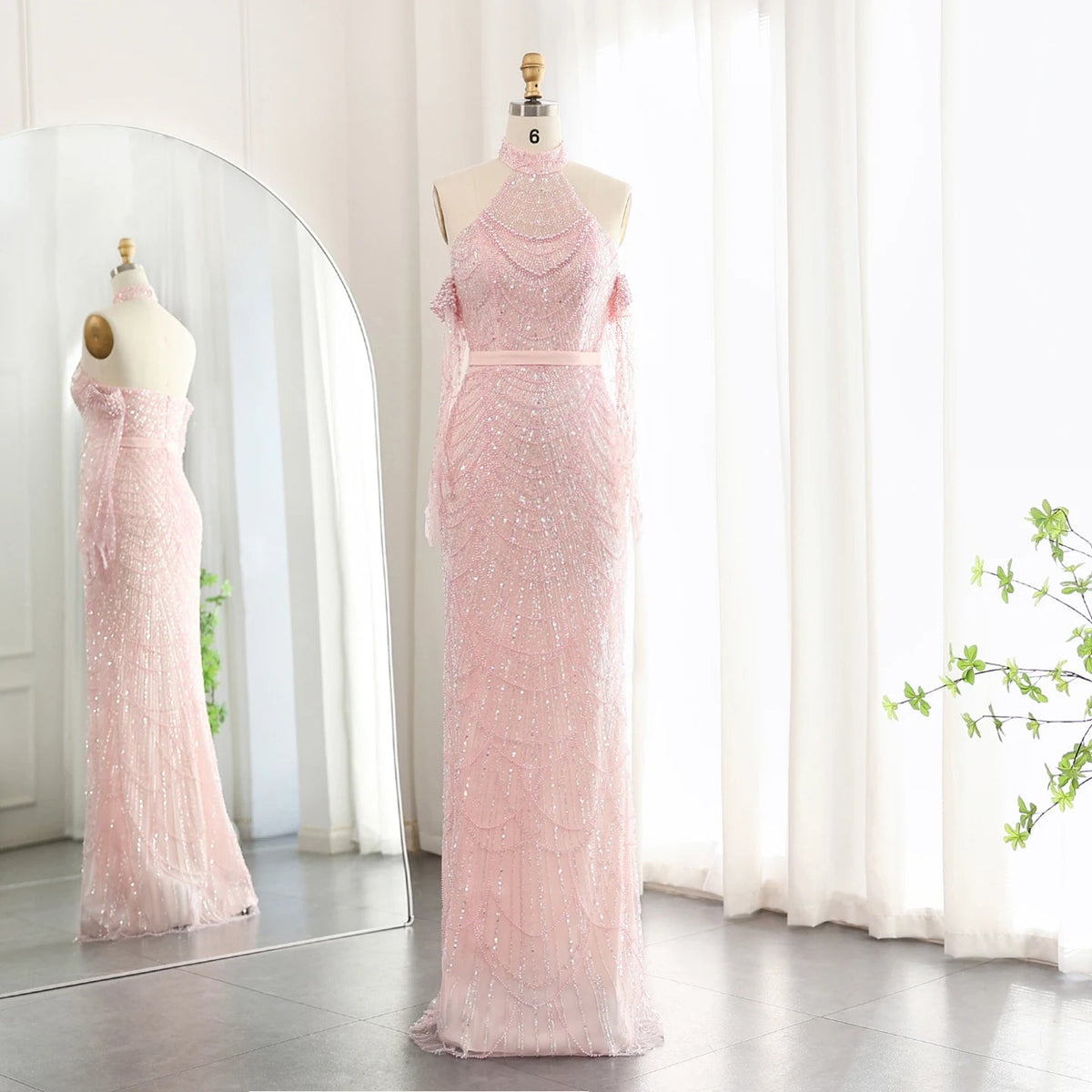 Luxury Dubai Nude Mermaid Evening Dresses with Gloves Sexy Halter Arabic Women Wedding Formal Party Gowns SS289