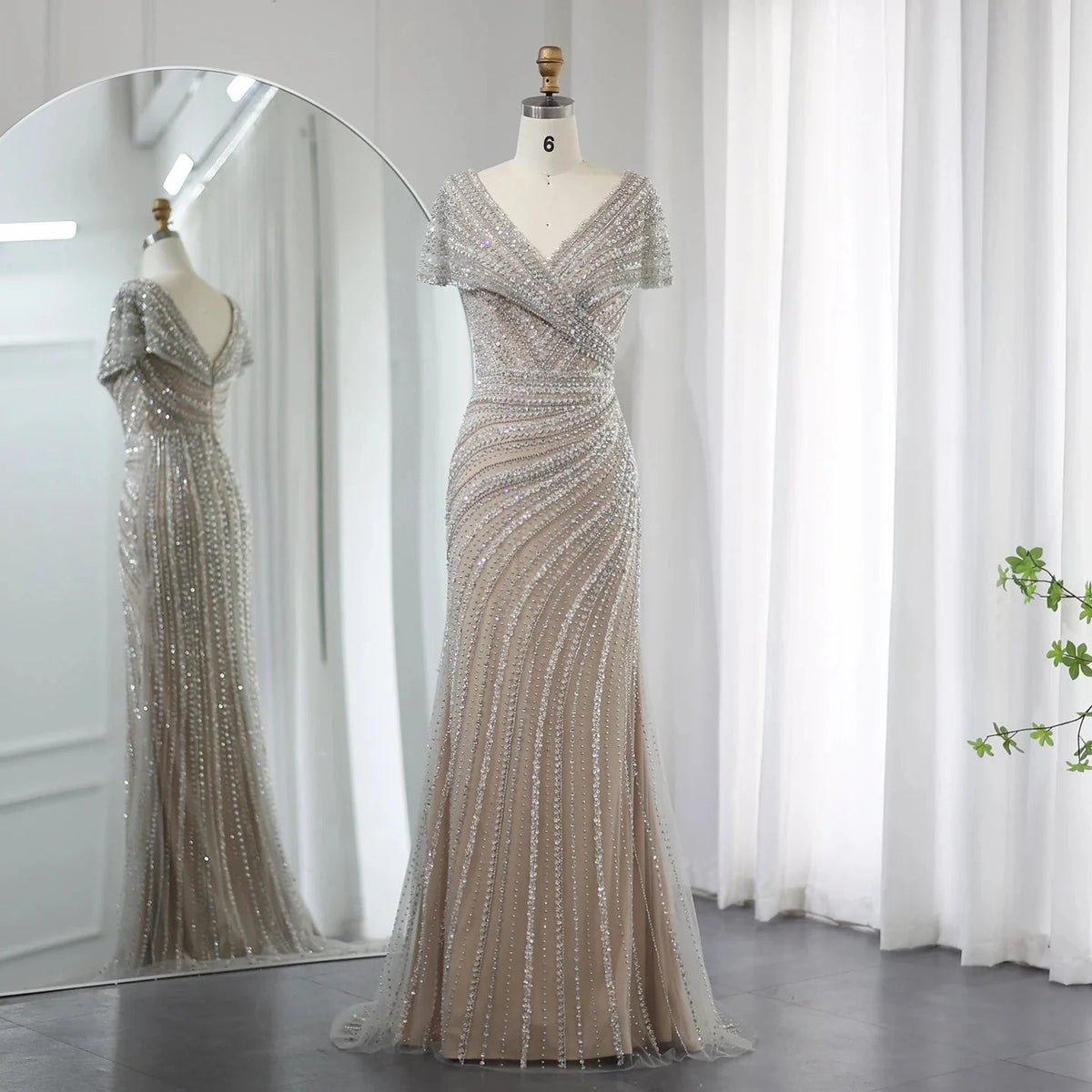 Luxury Dubai Silver Nude Mermaid Evening Dresses for Women Wedding Elegant Cap Sleeves Arab Formal Party Gowns SS045