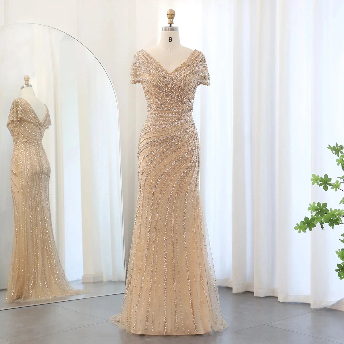 Luxury Dubai Silver Nude Mermaid Evening Dresses for Women Wedding Elegant Cap Sleeves Arab Formal Party Gowns SS045