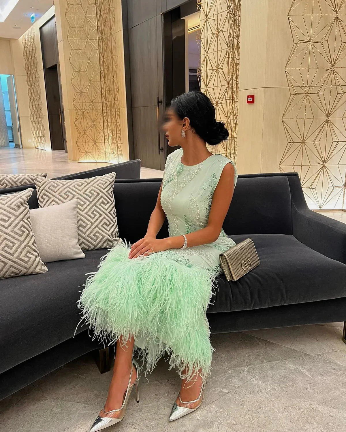 Luxury Feather Sage Green Arabic Evening Dresses Criss Cross Back Midi Formal Wedding Party Gowns SS436