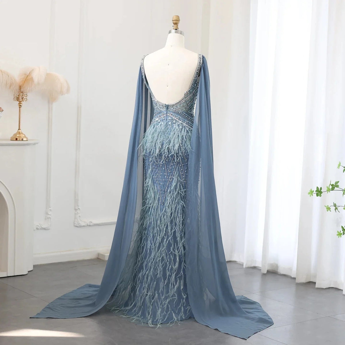 Luxury Mermaid Blue Feathers Evening Dress with Cape Sleeve Backless Prom Dresses for Women Wedding Party Gowns SS027