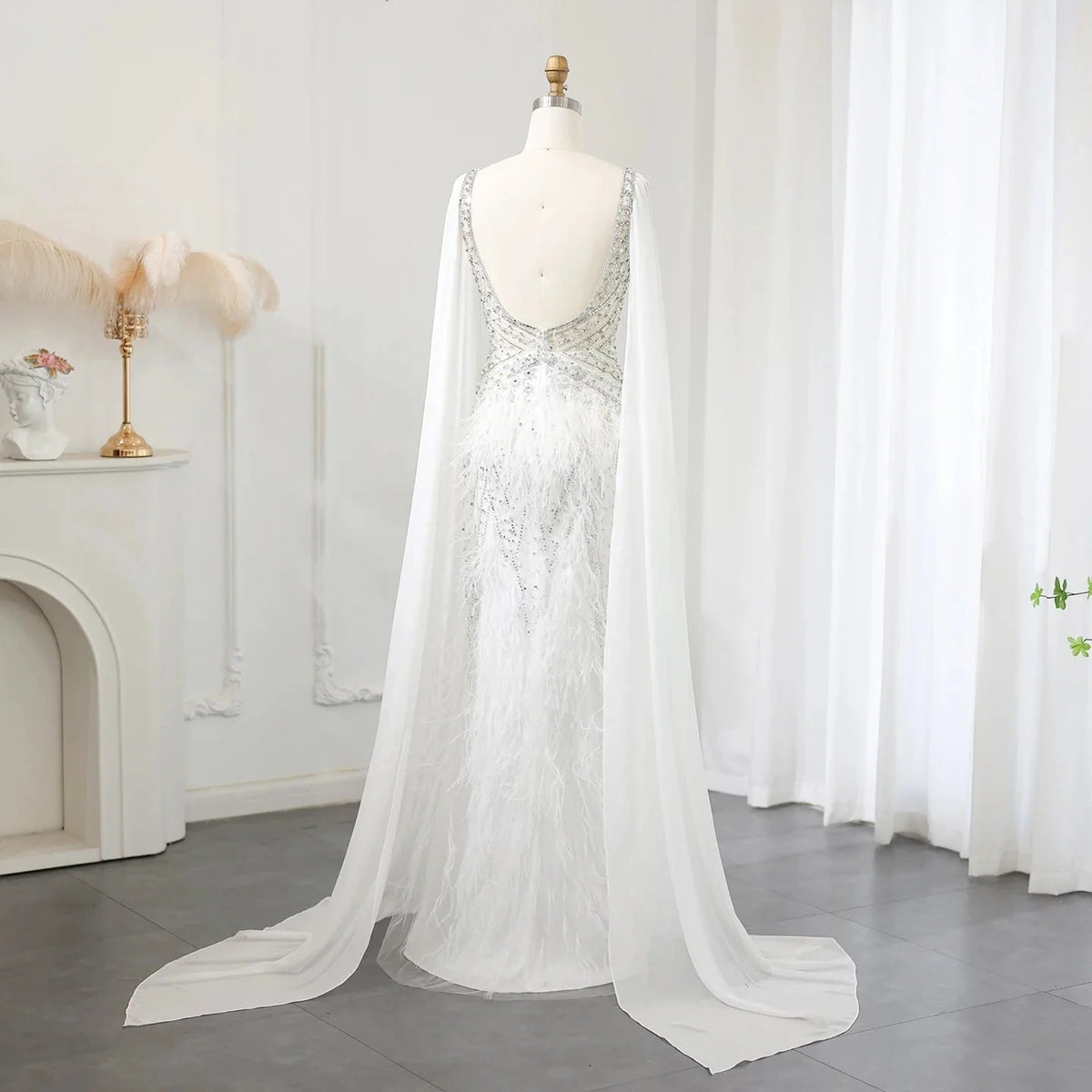 Luxury Mermaid Blue Feathers Evening Dress with Cape Sleeve Backless Prom Dresses for Women Wedding Party Gowns SS027