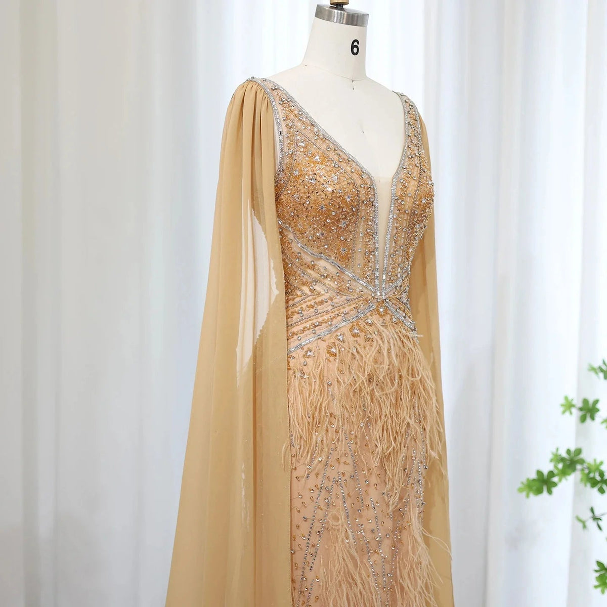 Luxury Mermaid Blue Feathers Evening Dress with Cape Sleeve Backless Prom Dresses for Women Wedding Party Gowns SS027