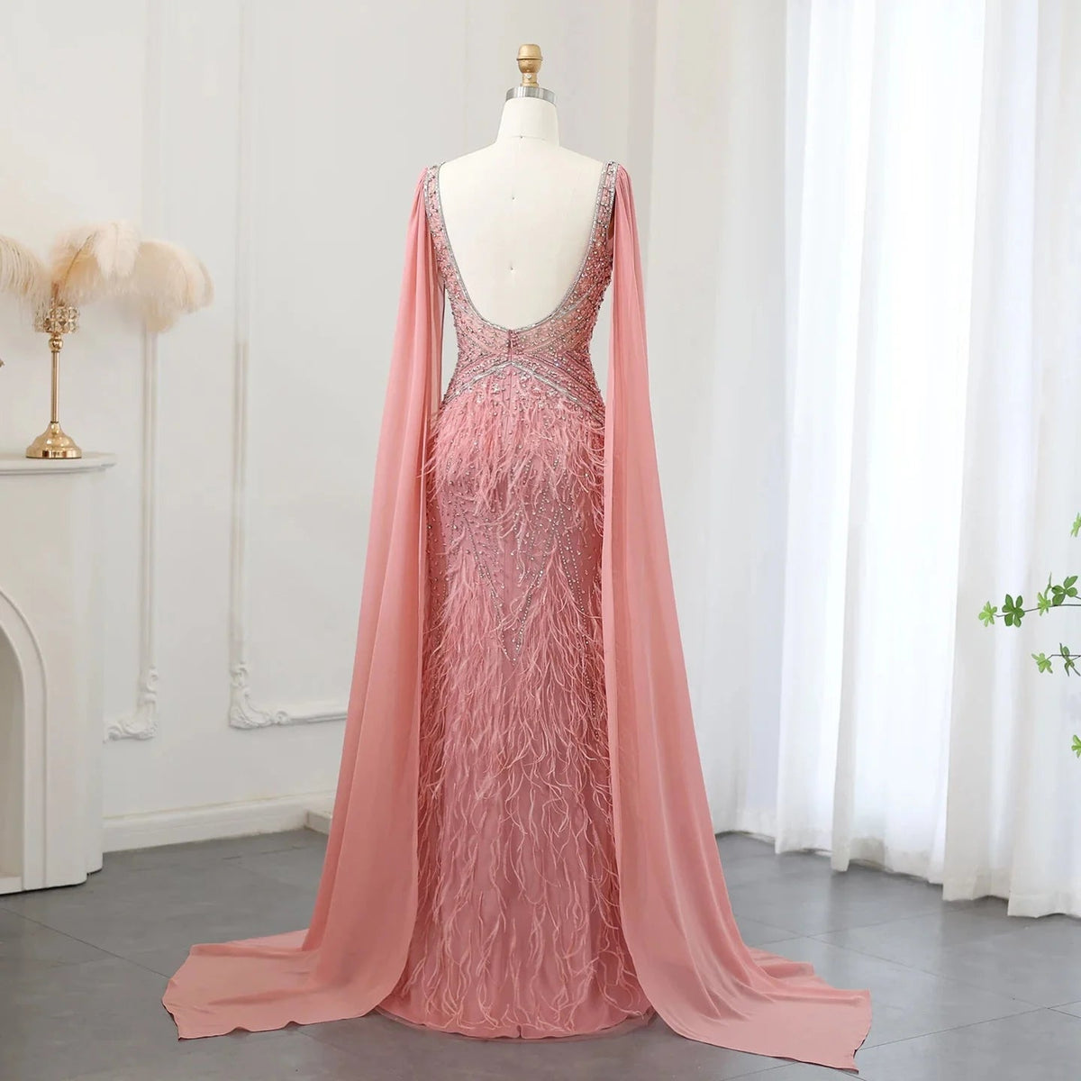 Luxury Mermaid Blue Feathers Evening Dress with Cape Sleeve Backless Prom Dresses for Women Wedding Party Gowns SS027