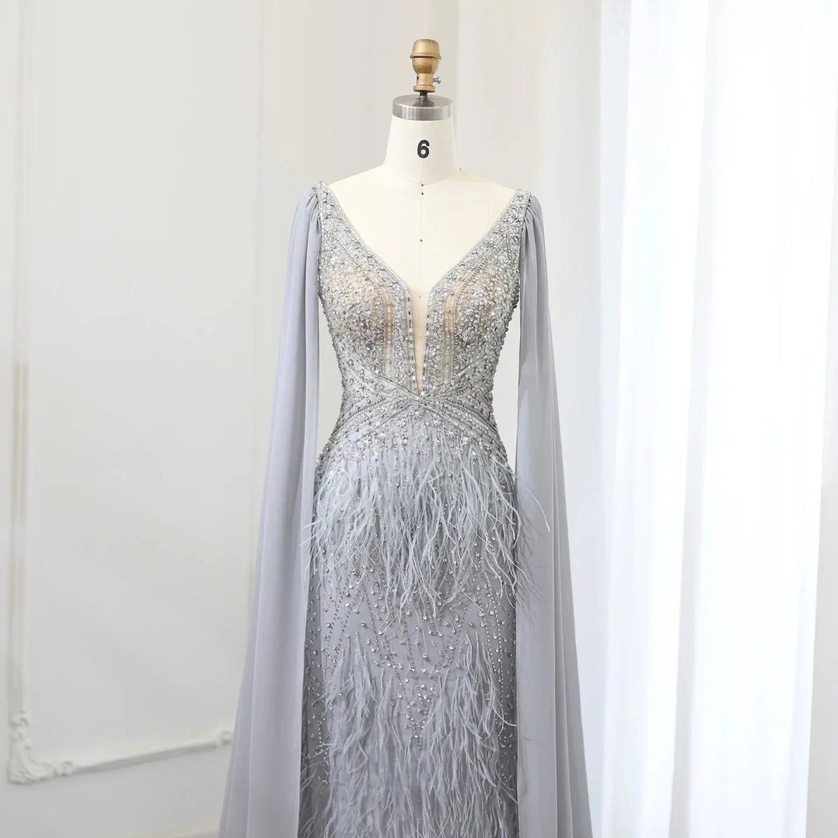 Luxury Mermaid Blue Feathers Evening Dress with Cape Sleeve Backless Prom Dresses for Women Wedding Party Gowns SS027