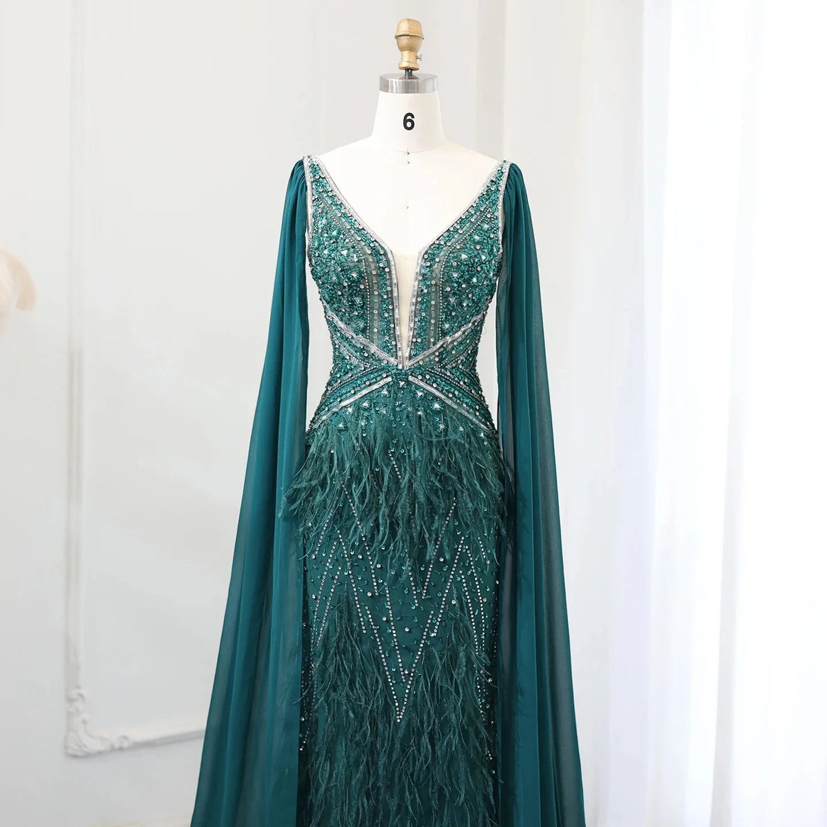 Luxury Mermaid Blue Feathers Evening Dress with Cape Sleeve Backless Prom Dresses for Women Wedding Party Gowns SS027