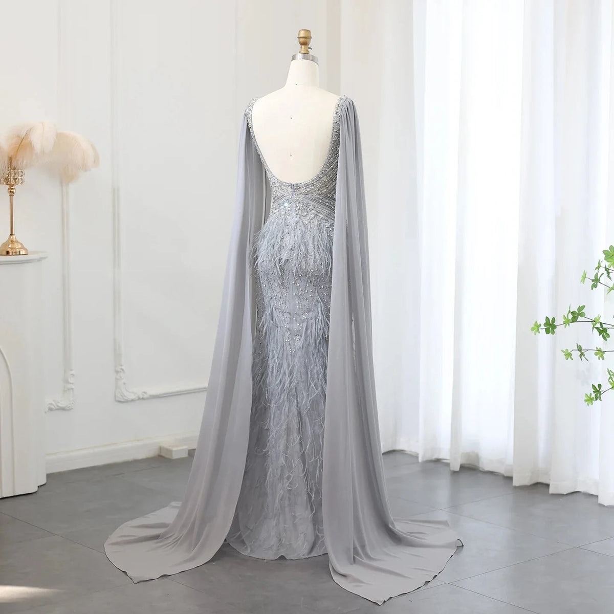 Luxury Mermaid Blue Feathers Evening Dress with Cape Sleeve Backless Prom Dresses for Women Wedding Party Gowns SS027