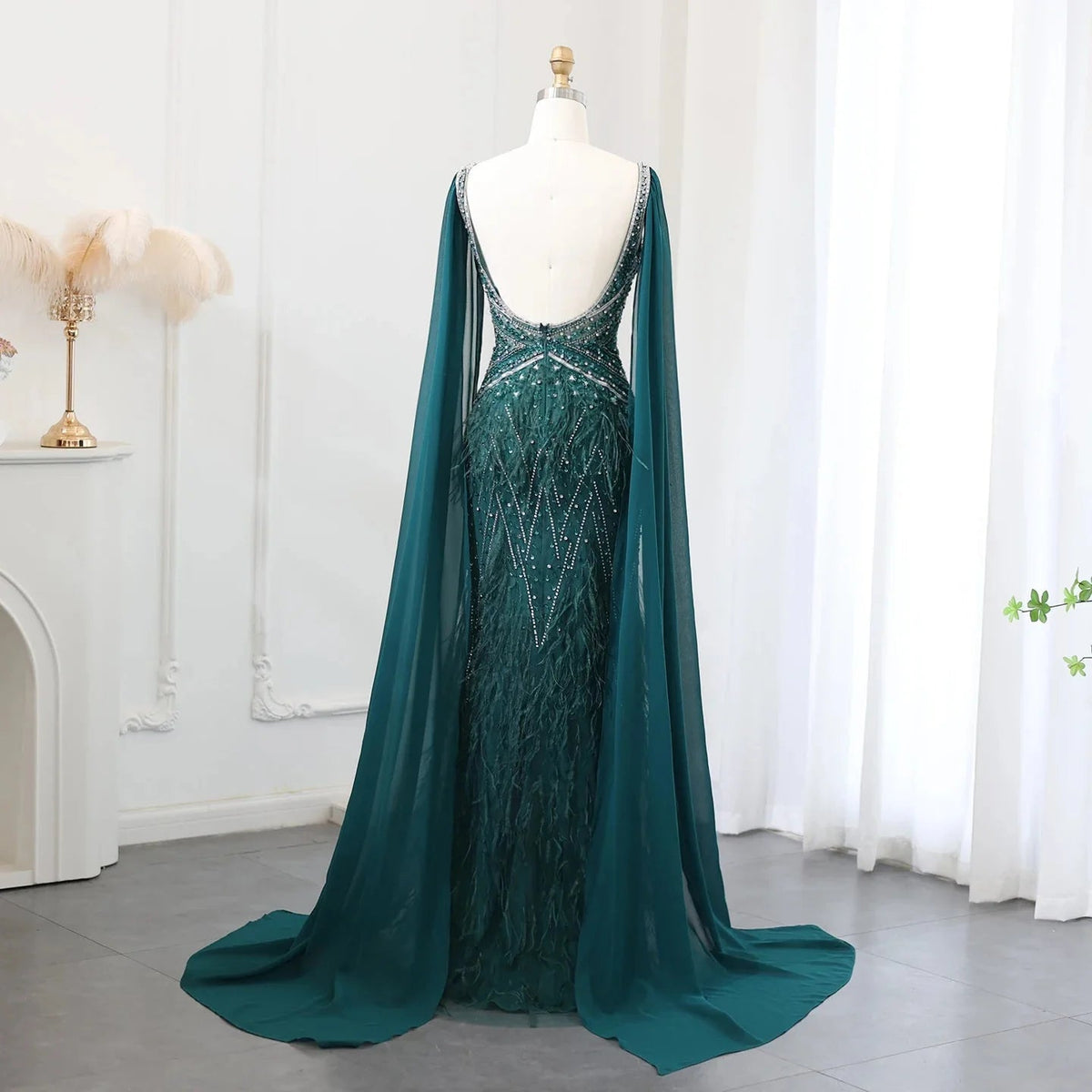 Luxury Mermaid Blue Feathers Evening Dress with Cape Sleeve Backless Prom Dresses for Women Wedding Party Gowns SS027