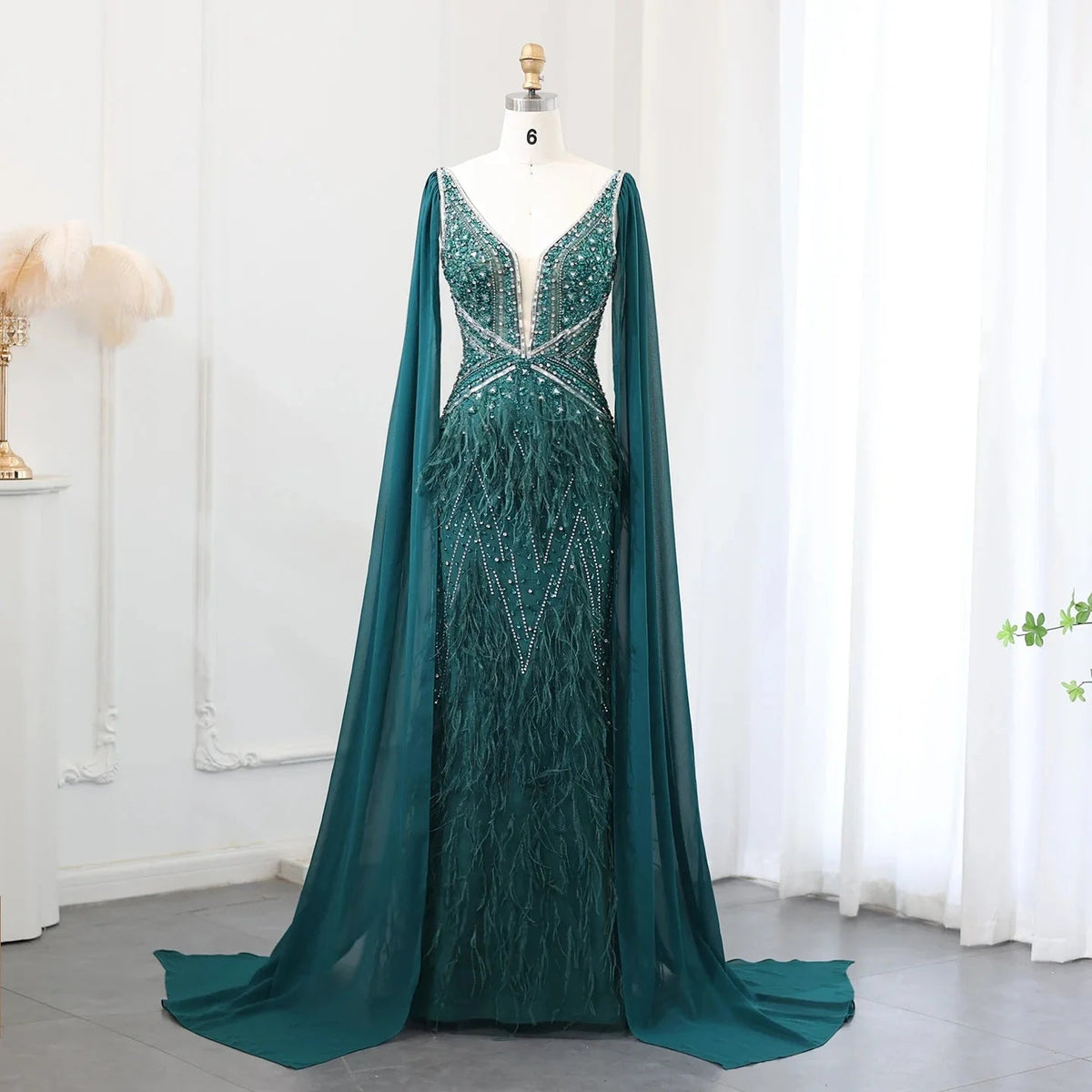 Luxury Mermaid Blue Feathers Evening Dress with Cape Sleeve Backless Prom Dresses for Women Wedding Party Gowns SS027