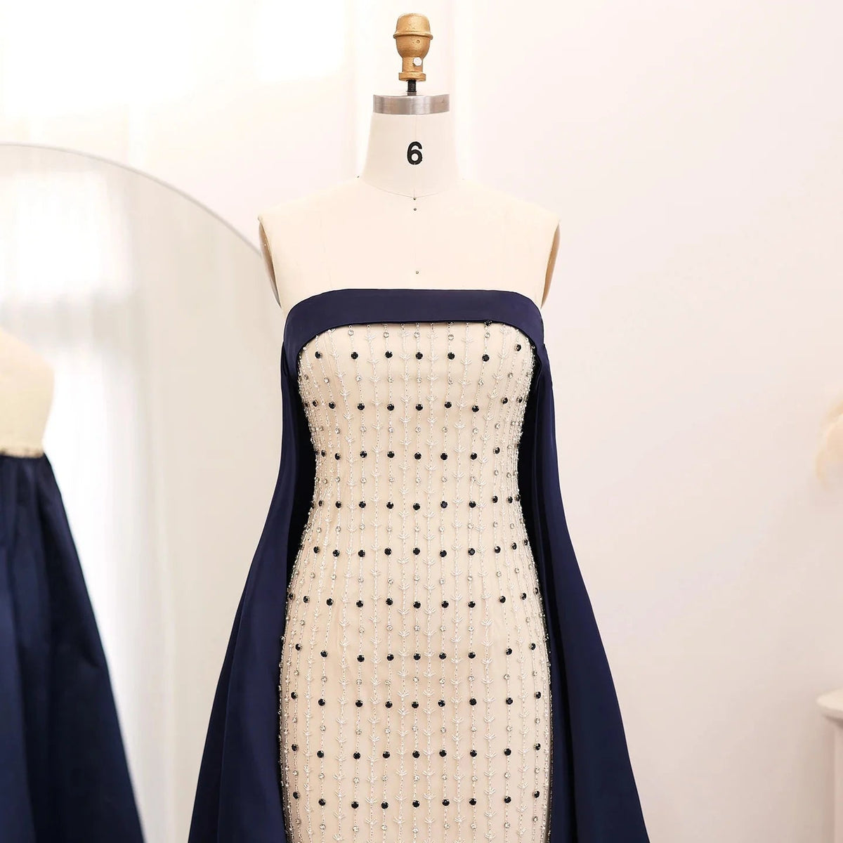 Navy Blue White Strapless Luxury Dubai Evening Dresses with Cape Midi Arabic Women Wedding Party Gowns 2024 SS422