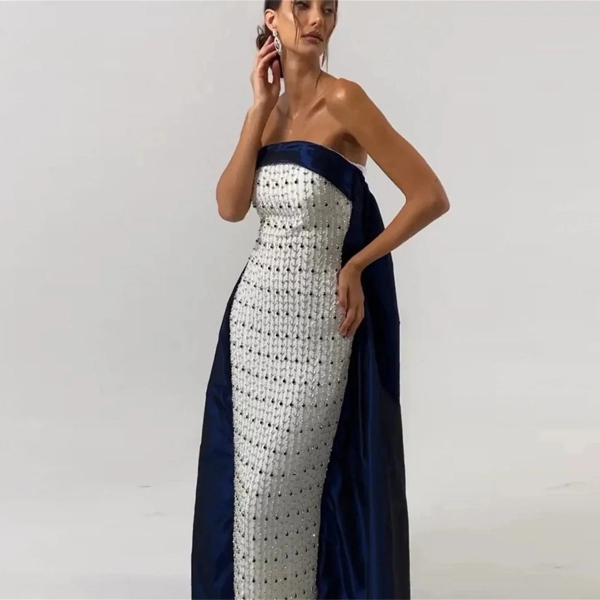 Navy Blue White Strapless Luxury Dubai Evening Dresses with Cape Midi Arabic Women Wedding Party Gowns 2024 SS422