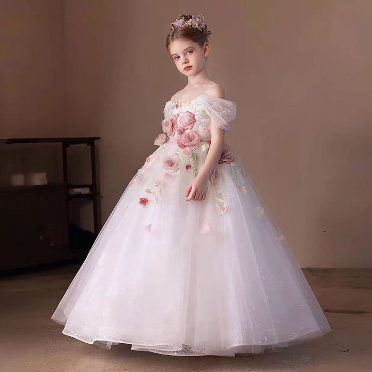 Jill Off-Shoulder Applique Embroider Flower Girl Dress D309