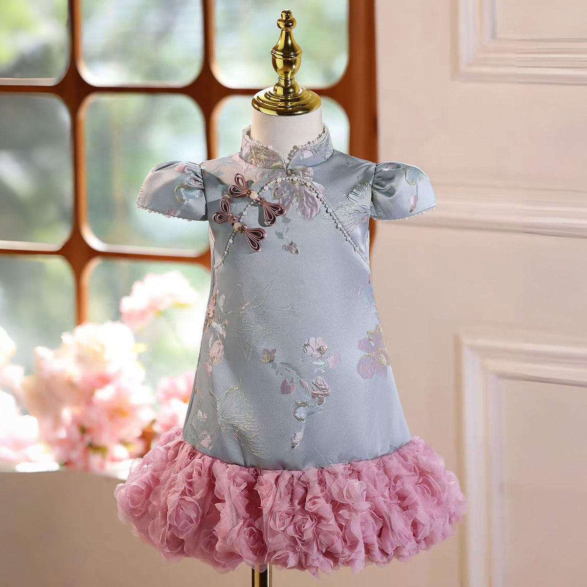 Girls' Modern Cheongsam Dress Blue Jacquard Top with Pink Ruffle Tutu Skirt D249