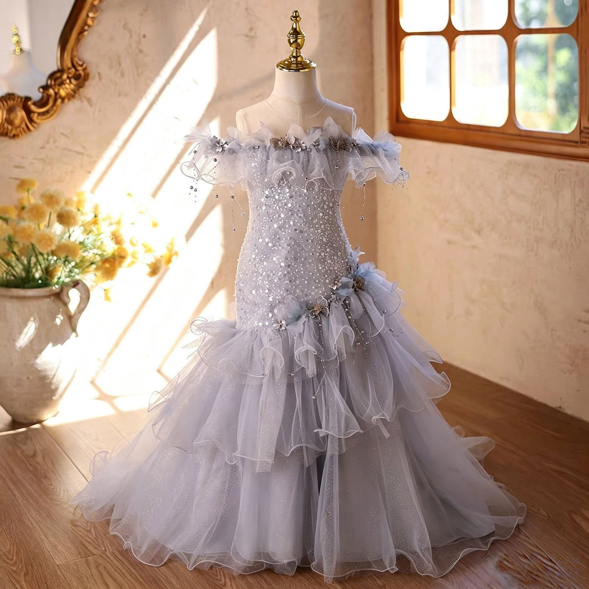 D367 blue ruffle tulle flower girl dress close-up