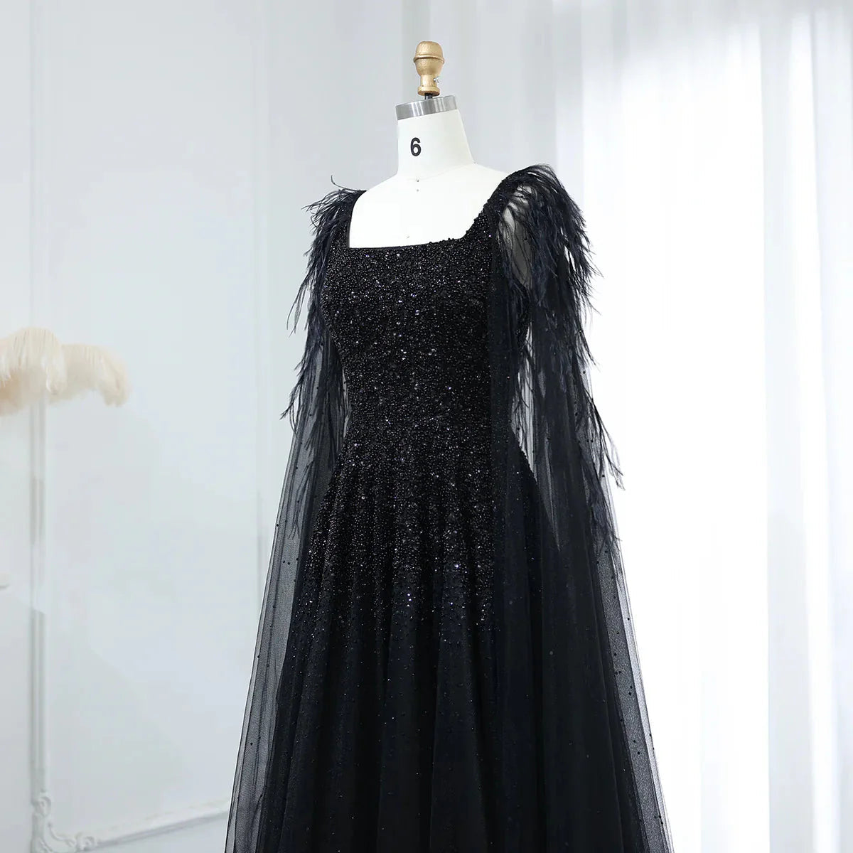 Dusty Pink Luxury Feathers Arabic Evening Dresses with Cape SS406