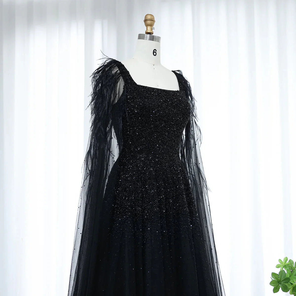 Dusty Pink Luxury Feathers Arabic Evening Dresses with Cape SS406