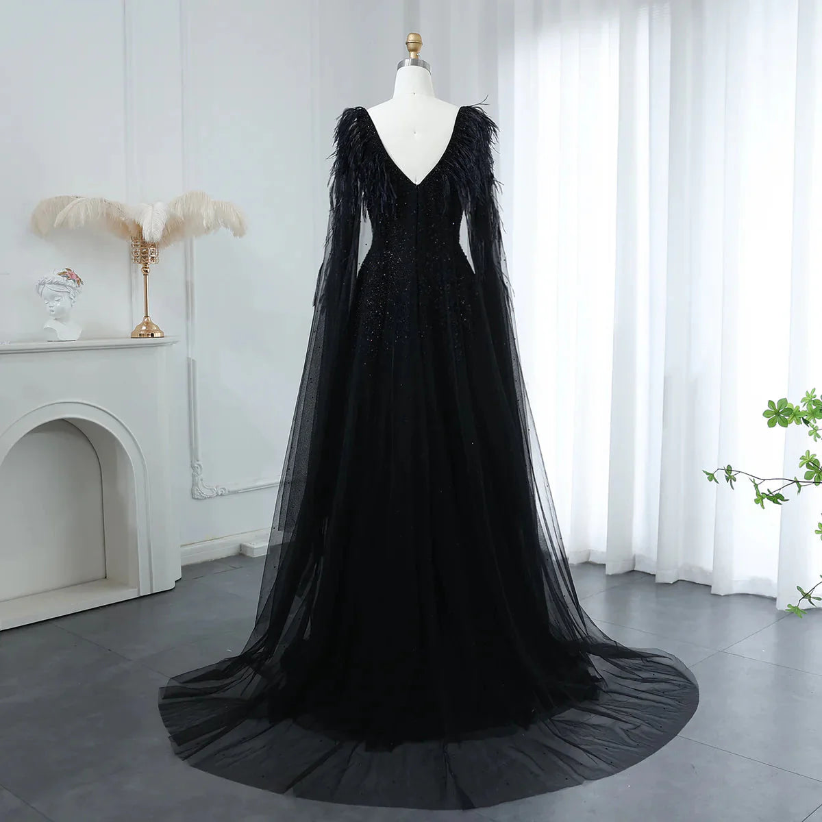 Dusty Pink Luxury Feathers Arabic Evening Dresses with Cape SS406